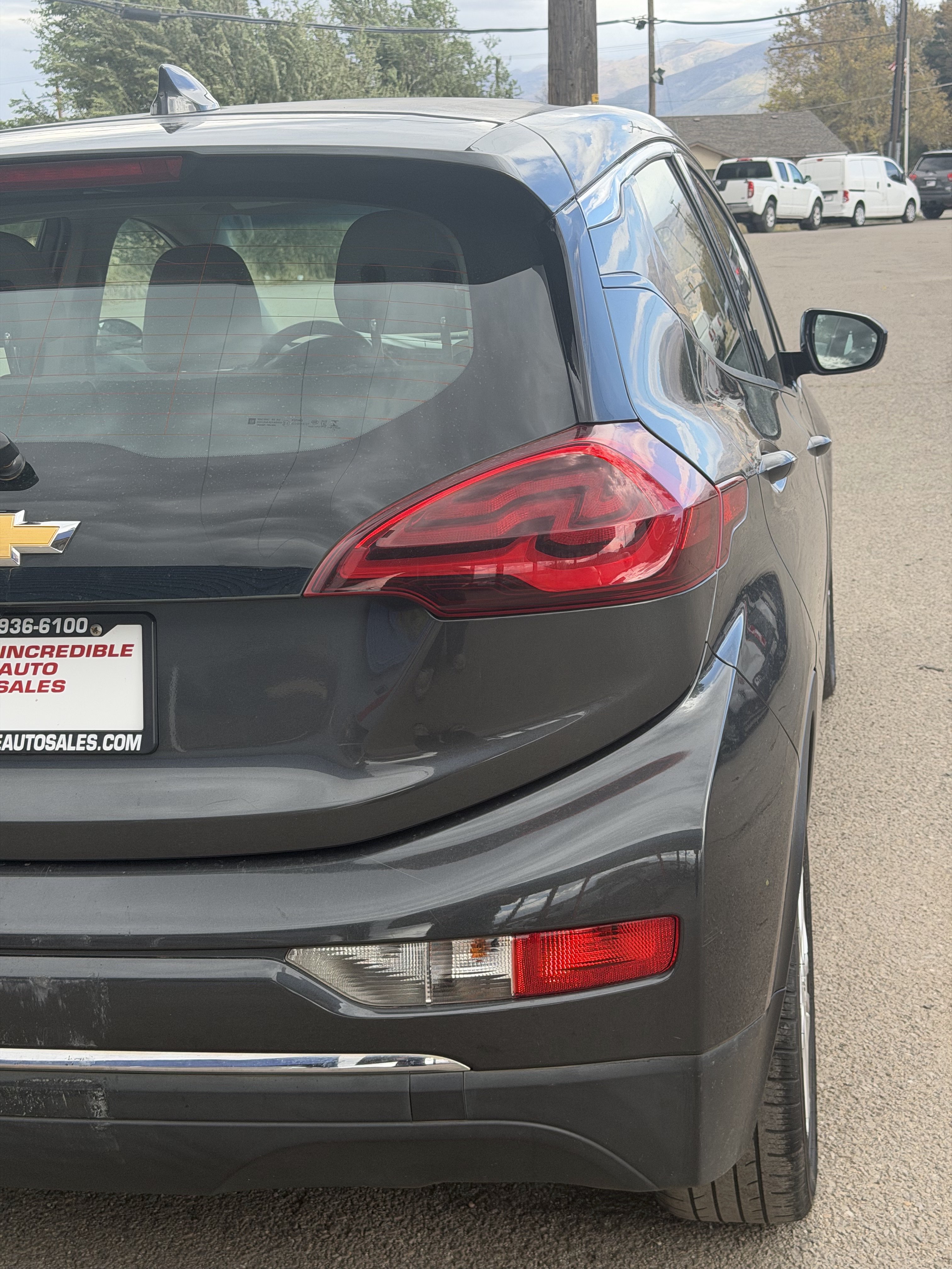 Used 2017 Chevrolet Bolt LT FWD image 13
