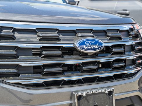 New 2026 Ford Explorer Active image 11