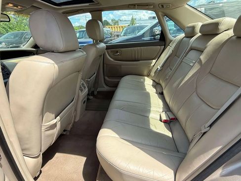 Used 2003 Toyota Avalon XLS image 15