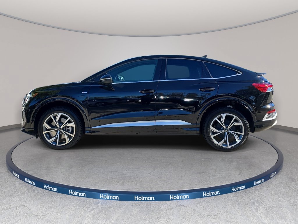 Certified 2023 Audi Q4 e-tron Premium Plus AWD/4WD image 8
