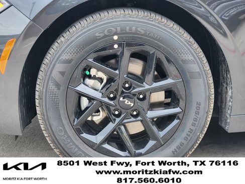 New 2026 Kia K5 LXS FWD image 7