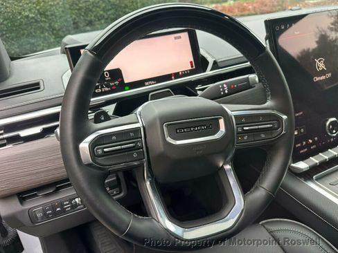 Used 2024 GMC Sierra EV Denali image 15