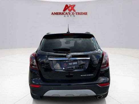 Used 2019 Buick Encore Essence w/ Experience Buick Package image 4