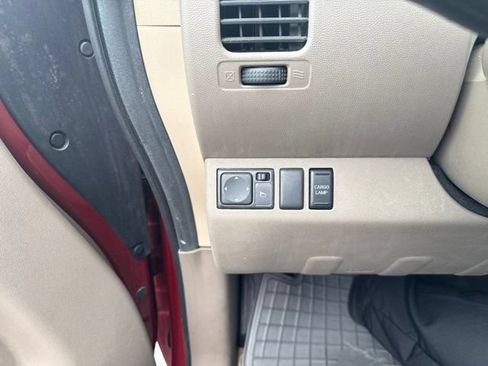 Used 2012 Nissan Frontier SV w/ SV Premium Utility Pkg RWD image 28