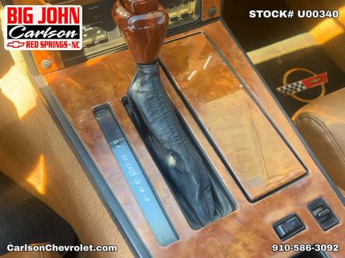 Used 1989 Chevrolet Corvette Convertible RWD image 21