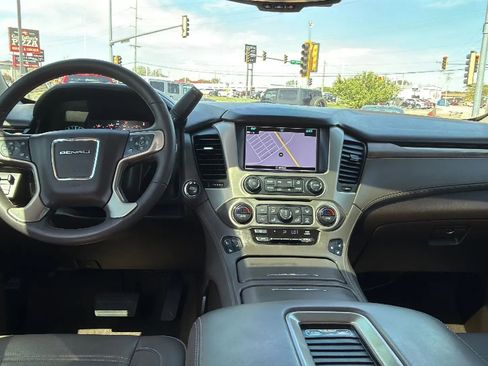 Used 2018 GMC Yukon Denali w/ Denali Ultimate Package AWD/4WD image 80