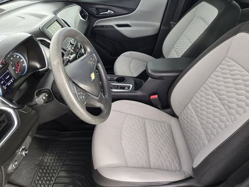 Used 2019 Chevrolet Equinox LS image 16
