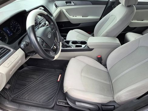 Used 2016 Hyundai Sonata SE FWD image 6