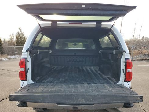 Certified 2018 GMC Sierra 2500 SLT w/ Duramax Plus Package image 30