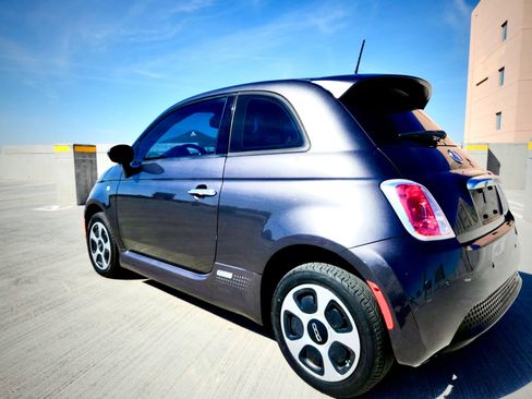 Used 2018 FIAT 500 e image 13