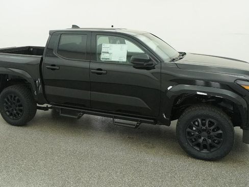 New 2026 Toyota Tacoma SR image 9