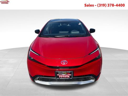 New 2026 Toyota Prius Plug-In Hybrid FWD image 8