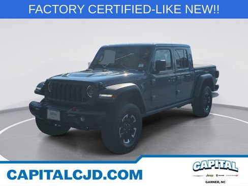 Certified 2025 Jeep Gladiator Rubicon w/ Convenience Group AWD/4WD image 1