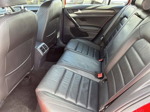 Used 2017 Volkswagen Golf R DCC & Navigation 4motion image 13