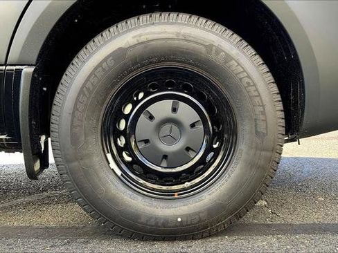 New 2025 Mercedes-Benz Sprinter 2500 image 11