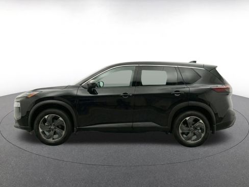 Used 2025 Nissan Rogue SV AWD/4WD image 4
