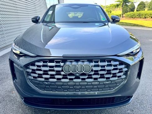 Certified 2025 Audi Q5 Premium Plus AWD/4WD image 7