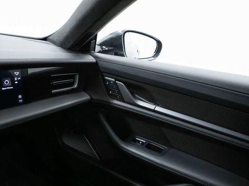 Certified 2022 Porsche Taycan Turbo S AWD/4WD image 30