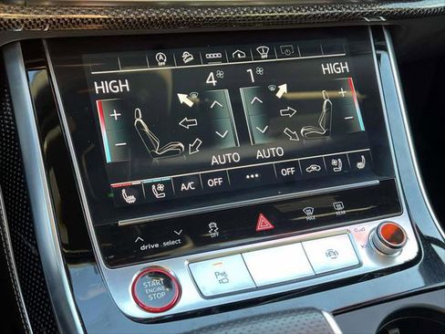 Used 2022 Audi SQ7 Prestige w/ Prestige Package image 32