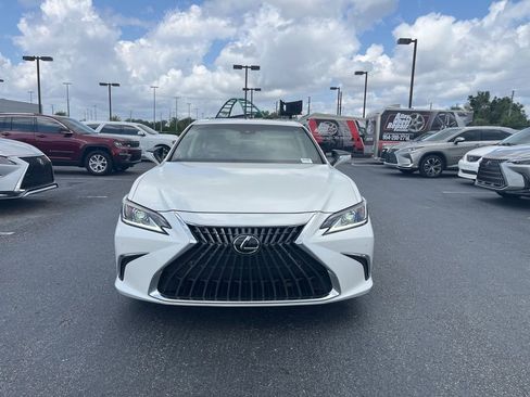 Used 2023 Lexus ES 250 w/ Premium Package AWD/4WD image 14