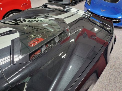 Used 2024 Chevrolet Corvette Stingray Preferred Cpe w/ Z51 Performance Package image 8