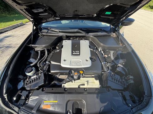 Used 2012 INFINITI G37 x Sedan w/ Premium Pkg AWD/4WD image 31