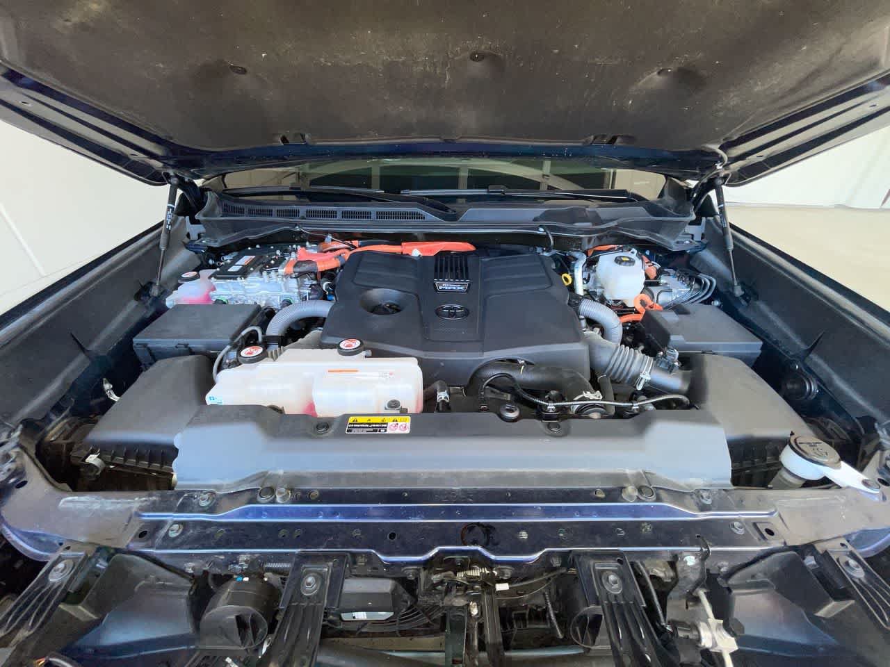 Certified 2024 Toyota Tundra Platinum AWD/4WD image 26