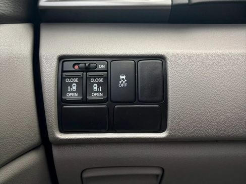 Used 2016 Honda Odyssey EX image 37