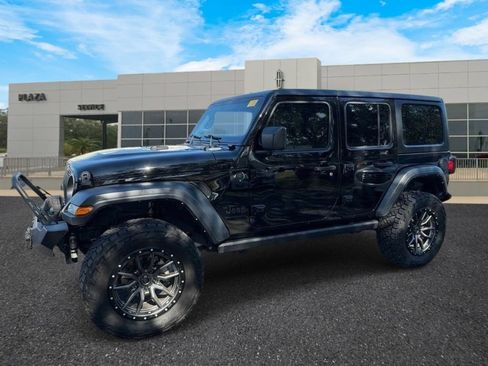 Used 2024 Jeep Wrangler Unlimited Sport AWD/4WD image 7