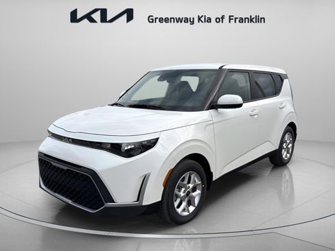 New 2025 Kia Soul LX image 3