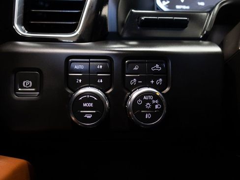 Used 2023 GMC Sierra 1500 Denali Ultimate image 33