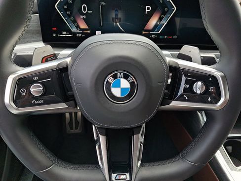 Used 2023 BMW 760i xDrive AWD/4WD image 21