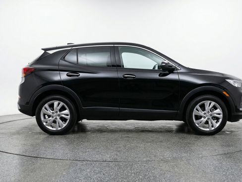 Used 2025 Buick Encore GX Preferred image 11