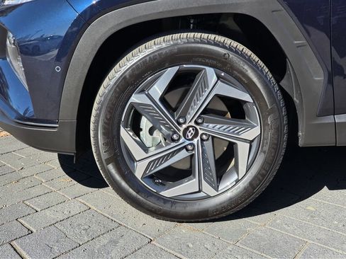 Certified 2024 Hyundai Tucson Limited image 8