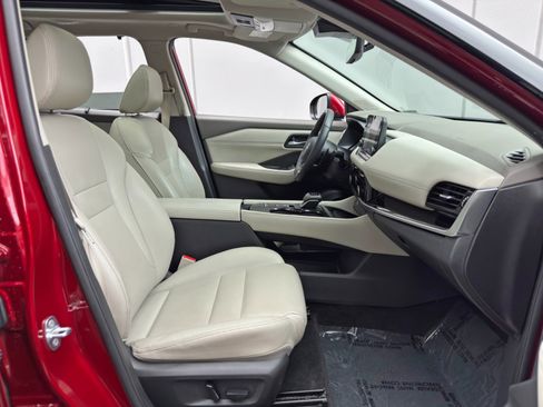 Used 2023 Nissan Rogue SL w/ SL Premium Package FWD image 15