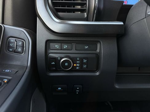 Certified 2023 Ford F250 Lariat w/ Lariat Ultimate Package image 13