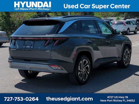 Used 2025 Hyundai Tucson Limited AWD/4WD image 5