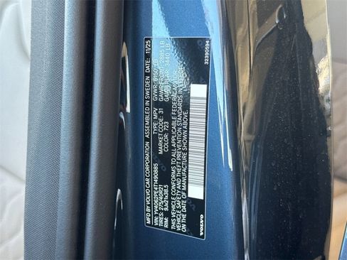 New 2026 Volvo XC90 B6 Plus w/ Protection Package Premier image 29