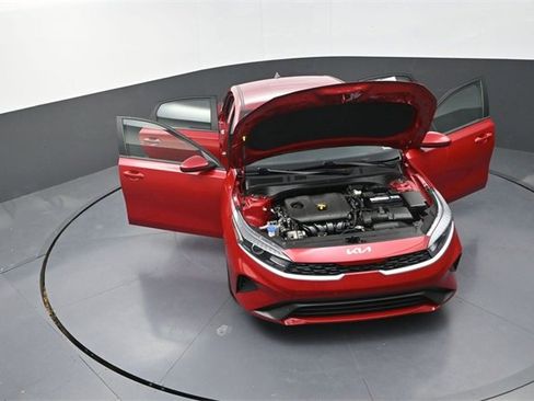 Used 2024 Kia Forte LXS image 36