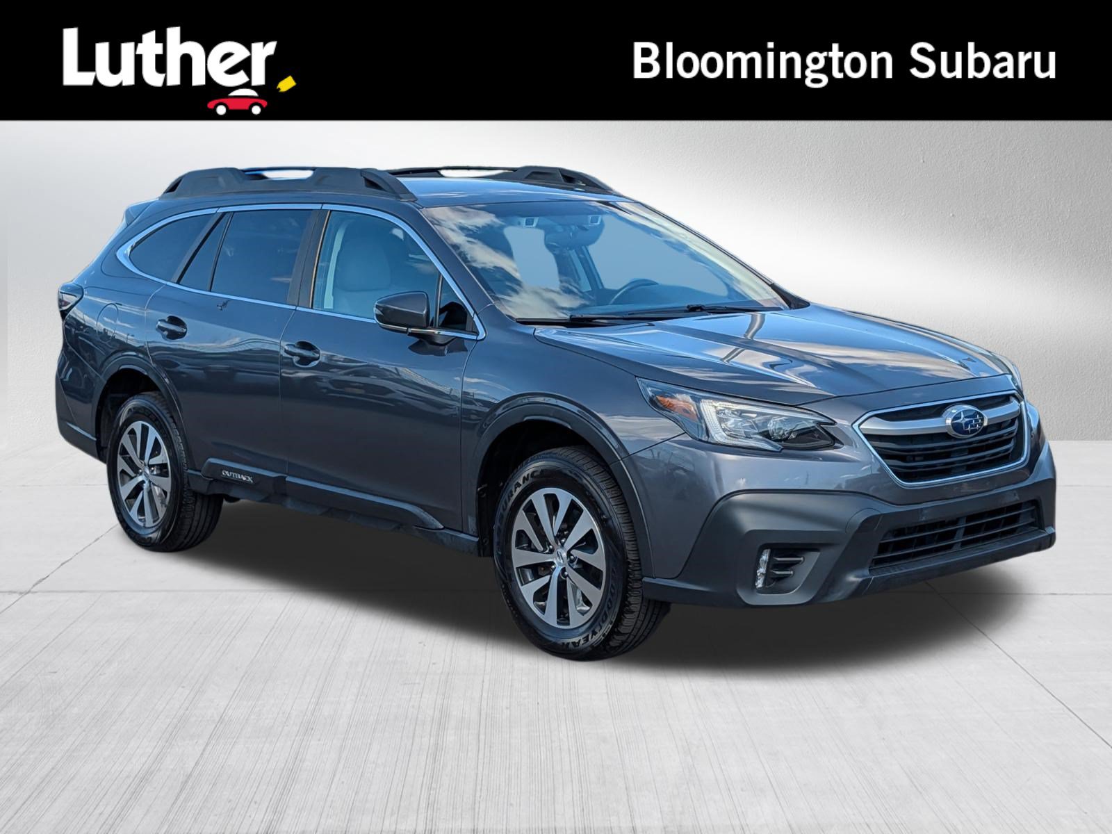 Used 2022 Subaru Outback Premium AWD/4WD image 1