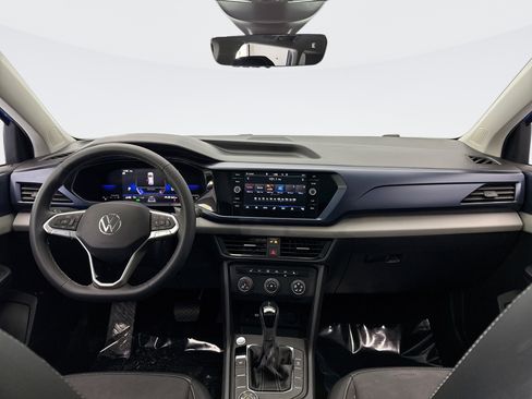 Used 2022 Volkswagen Taos SE image 14