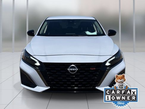 Certified 2024 Nissan Altima 2.5 SR FWD image 9