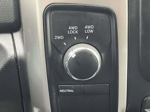 Used 2017 RAM 2500 Big Horn image 31