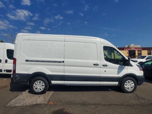 Used 2019 Ford Transit 250 148 Medium Roof image 6