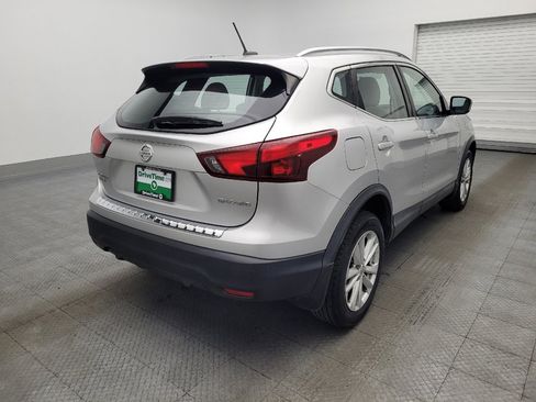Used 2018 Nissan Rogue Sport SV image 9