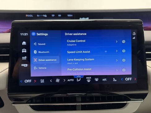 New 2026 Lincoln Nautilus Reserve image 12