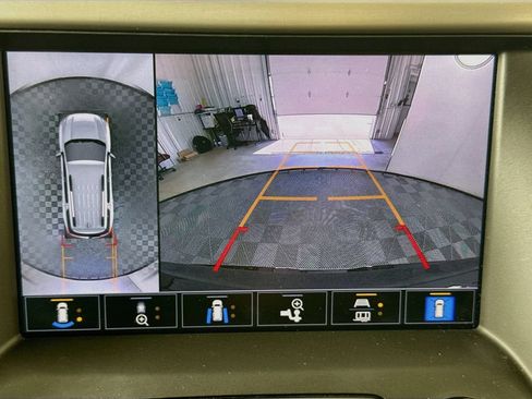 Used 2023 GMC Acadia Denali w/ Denali Ultimate Package FWD image 14