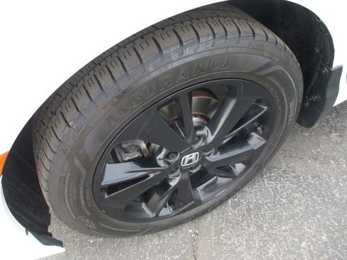 Used 2023 Honda Odyssey Sport image 13