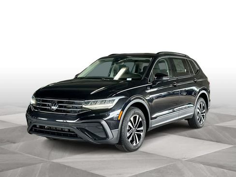 Used 2023 Volkswagen Tiguan S w/ IQ.Drive Package FWD image 4
