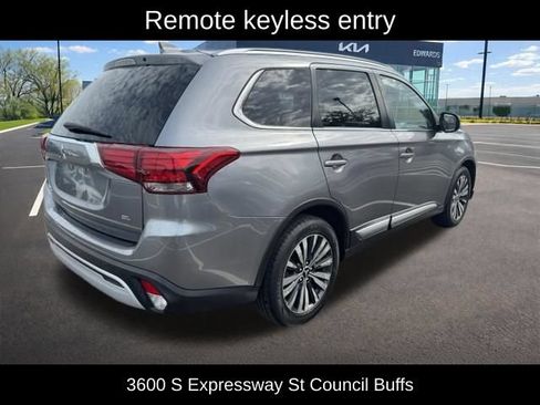 Used 2020 Mitsubishi Outlander SEL FWD image 3